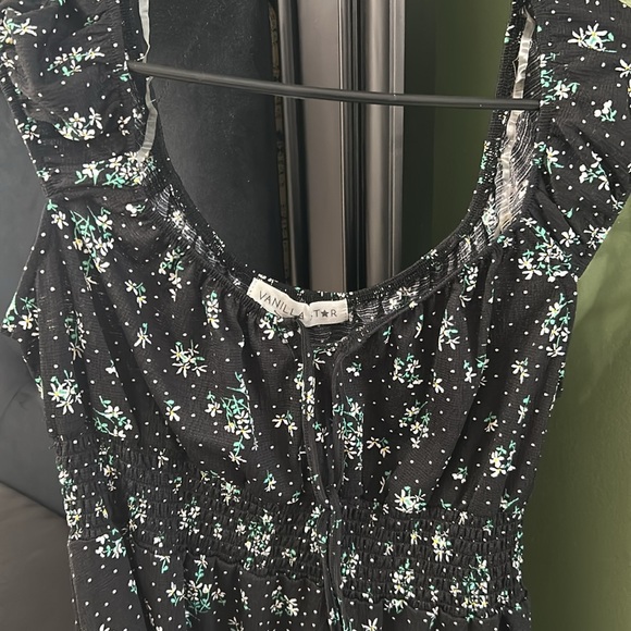 Summer dress - Picture 3 of 4